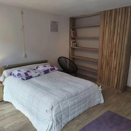 La Pleine Lune Apartment